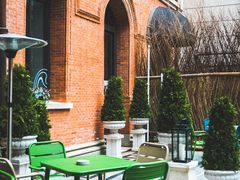 -潮一不贰·法式甜品·生日蛋糕·西式简餐(外滩店)