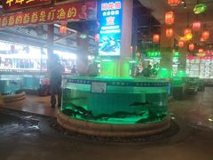 -年辉渔村·非遗传承餐厅(新丰江店)