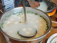 -湘力力小院·鱼汤泡饭(枫林路店)