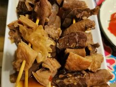 串串牛杂-尚竹阁冬瓜盅·18年地标美食(平洲店)