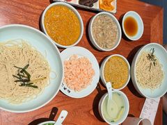 -裕兴记•蟹黄面馆(人民广场店)