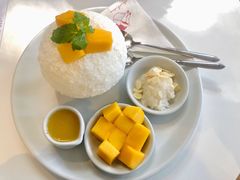 芒果雪冰-Cheevit Cheeva(Sirimangkalajarn)
