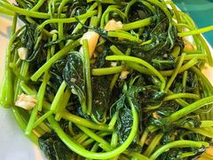 -年辉渔村·非遗传承餐厅(新丰江店)