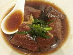 金蒜韭菜猪红-稻香酒家·33年老字号·港式粤菜(富邦中心店)