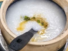 -长城砂煲田鸡粥