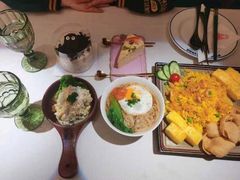 -蜜蜂小象·榴莲千层蛋糕(时代汇11栋店)