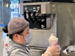 -喜茶(杭州滨江宝龙店)