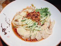 新疆凉皮-楼兰新疆主题餐厅(悠方店)
