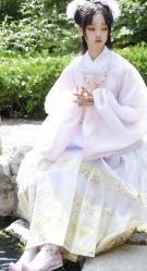 -汉仪华裳汉服馆(打浦桥店)