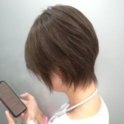 -变画·发型STUDIO