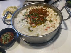 -德林酸菜鱼火锅(南丹店)