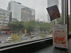 -必胜客(机场路店)