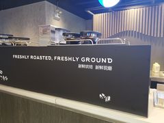 -瑞幸咖啡(凤凰海负一楼美食街店)