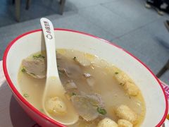 -小杨生煎(金山百联购物中心3楼店)