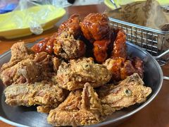 -BHC炸鸡(明洞总店)