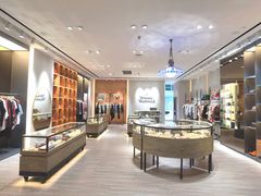 -Vivienne Westwood(上海来福士广场店)
