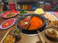 -萍姐火锅·公路夜市(武汉首店)