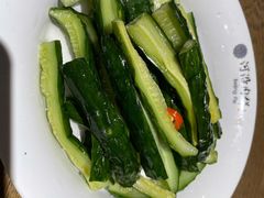 酸辣瓜条-河沿肉饼Beijing Pie(东华门店)