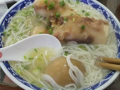 -刘三姐现榨米粉(赞贤路店)