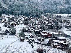 -白川乡与五箇山的合掌构造村落