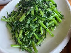 -侬佳蒸菜馆(听潮店)