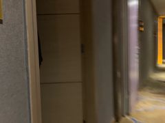 -蓬客精品酒店(南山海岸城购物中心店)