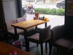 -花溪巷牛肉粉(泉城路店)