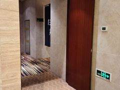 -秦皇国际大酒店健身中心