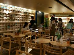 大堂-猫的天空之城概念书店(苏州诚品店)