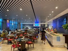 -筠咖啡西餐厅(上海国展宝龙丽筠酒店)