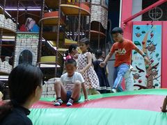 -蒙特利亲子乐园