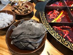 -仁虎老火锅(黄泥磅店)