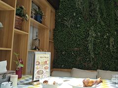 -咖啡人·融合餐厅(万达环宇店)