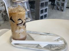 -边渡咖啡烘焙店(昙华林店)