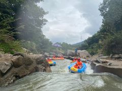-虎啸峡漂流