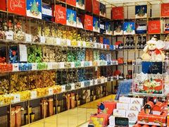 零售区-VENCHI 闻绮(北京国贸商城店)