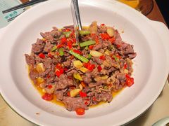 -佬麻雀·新湘菜(东方宝泰店)