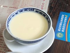 香滑凤凰奶-周大娘牛乳(旧寨古村总店)