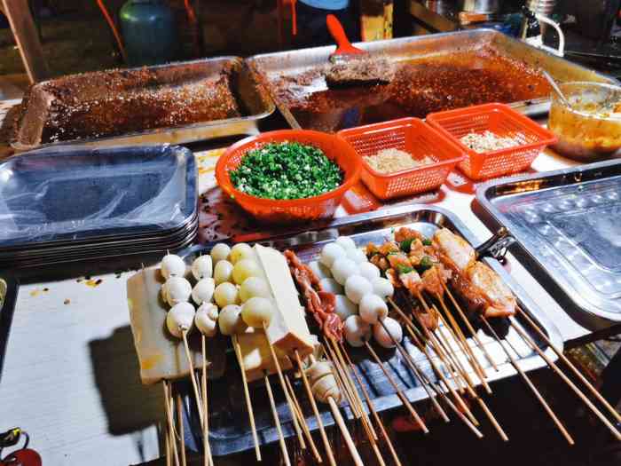 回味烧烤(江油店)-"他们家的招牌 烤豆花很好吃,烧烤味道也很.