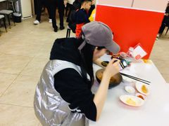 -官人桥番茄米线(温江行署店)