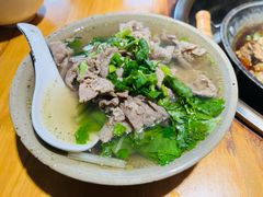 -大众跷脚牛肉馆·非遗传承单位(峨眉山店)