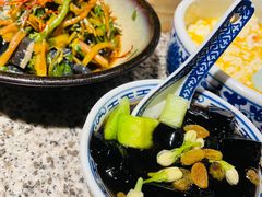 白苦瓜蜜柚芦荟龟苓膏-南京大牌档(香港广场店)