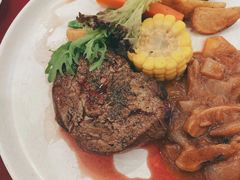 -红房子西菜馆(淮海中路店)