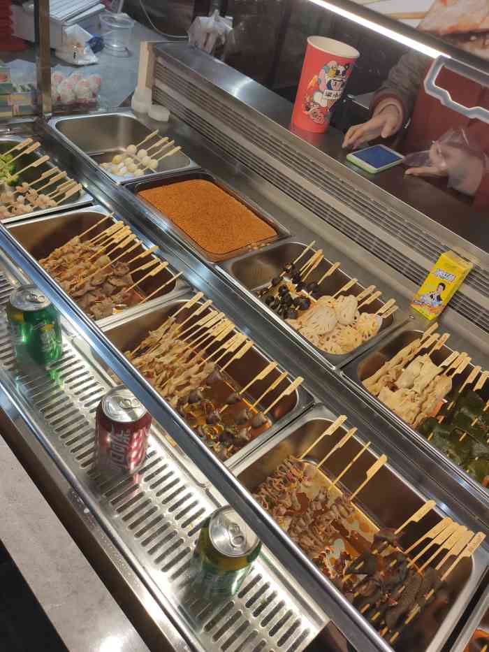 梁小小·藤椒串串(东部银泰店)-"梁小小·藤椒串串位于东部银泰城里面