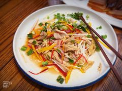 -亮欢寨酸汤鱼(沙冲路店)