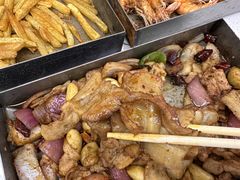 -老东镇啤酒屋海鲜加工·蒸汽海鲜·海鲜烧烤(台东店)