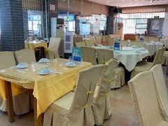 大堂-鹏城人家海鲜酒家·23年老字号(较场尾店)