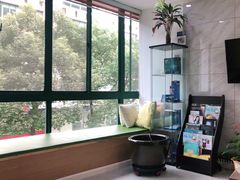 -爱贝口腔·牙周诊疗·种植修复中心