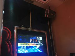 -GAGA主题量贩式KTV平价店(工大店)