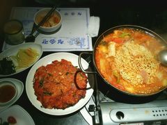 泡菜火锅-青松馆韩国料理(香港中路佳世客店)